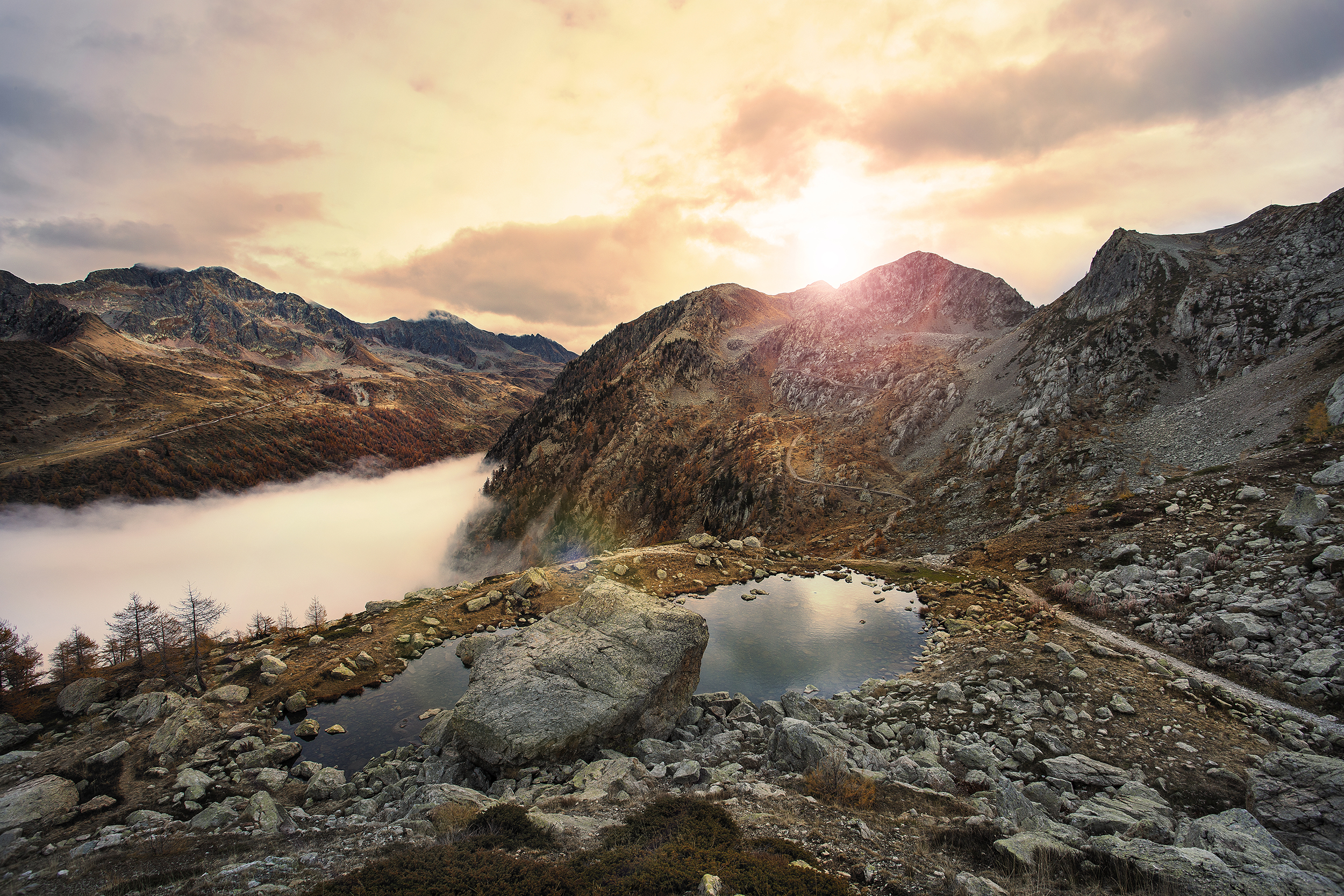 Photo de paysage montagneux en Italie